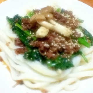 肉みそとほうれん草の冷やしうどん